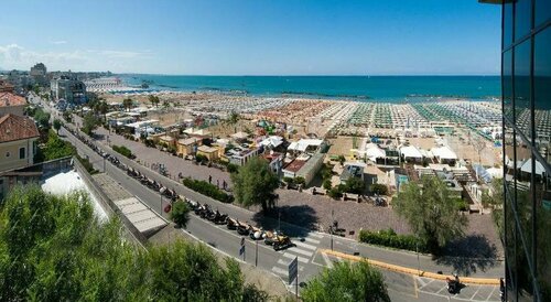 Hotel Nettuno, Забронировать Отель Каттолика Побережье Римини