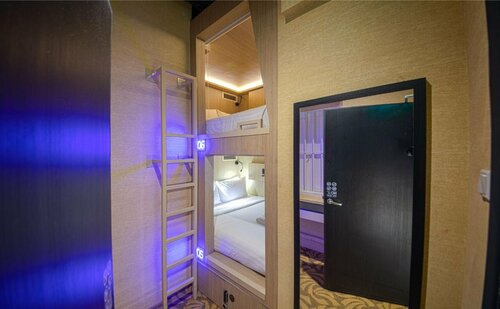 CUBE Boutique Capsule Hotel at Kampong Glam, Prenota Hotel a capsule Singapore 