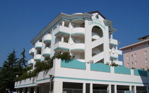 Hotel Gran Venere Beach, Забронировать Отель Отели Бибионе-Пинеда 3 звезды, 3*