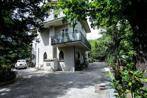 La Quercia Antica B&B, Забронировать Отель «постель и завтрак» Отели Сан-Чиприано-Пичентино с завтраком, Завтраки