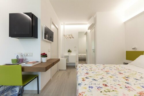 Aria Design B&B Levanto, Book Bed and Breakfast Hoteller i Levanto med pool, Swimmingpool