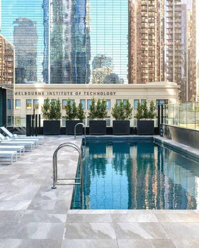 Scape Living at Aurora, Rezervați Hotel Hoteluri în Melbourne cu parcare, Parcare