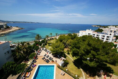 Hotel Abrat, Забронировать Отель Отели Сан-Антонио-Абад 3 звезды, рядом с Клуб Ocean Beach Ibiza, 3*