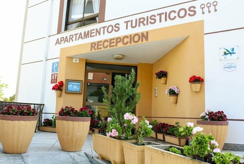 Apartamentos de la Hoz, Забронировать Апартаменты/квартира Отели Арнуэро с парковкой, Парковка