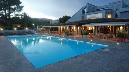 Marina Village, Prenota Hotel Porto Vecchio 