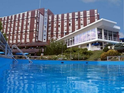 Ensana Thermal Aqua, Забронировать Отель Хевиз Зала, рядом с Термальное озеро Хевиз