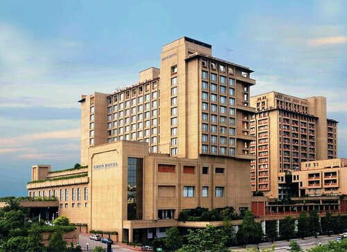 Eros Hotel New Delhi by IHG, Забронировать Отель Отели Нью-Дели с бассейном, Бассейн