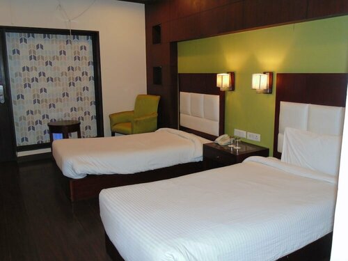 Hotel Saurabh Candy By Peppermint, Забронировать Отель Отели Халдвани с парковкой, Парковка