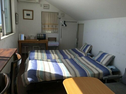 Namioto Biyori, Book Hotel Hoteller i Kyonan med parkering, Parkering
