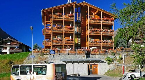 Chalet Z`Wichjehüs, Забронировать Шале Отели Церматт 4 звезды, рядом с Гольф-клуб Matterhorn, 4*
