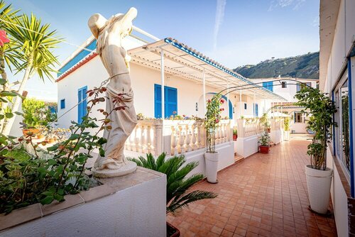 Hotel Casa Adolfo Ischia, Забронировать Отель Отели Серрара с парковкой, Парковка
