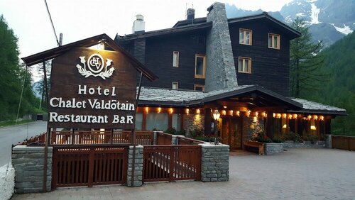 Chalet Valdotain, Забронировать Шале Отели Валле д'аосты с бассейном, Бассейн