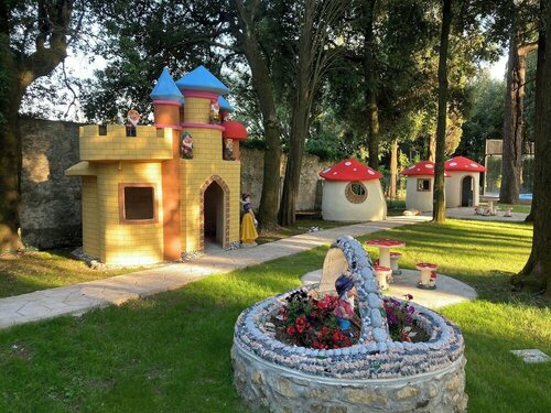 Fantastic Garden, Забронировать Отель Отели в центре Сесто-Фьорентино, в центре