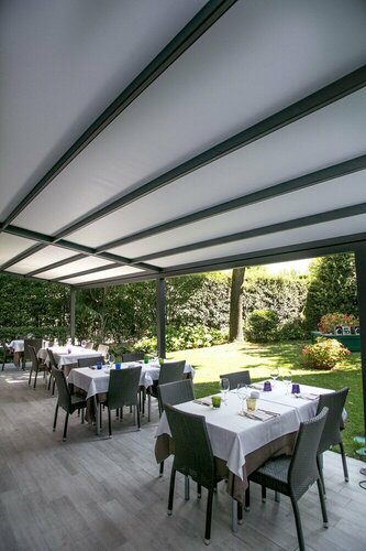Hotel Touring, Забронировать Отель Отели Карпи 4 звезды, 4*