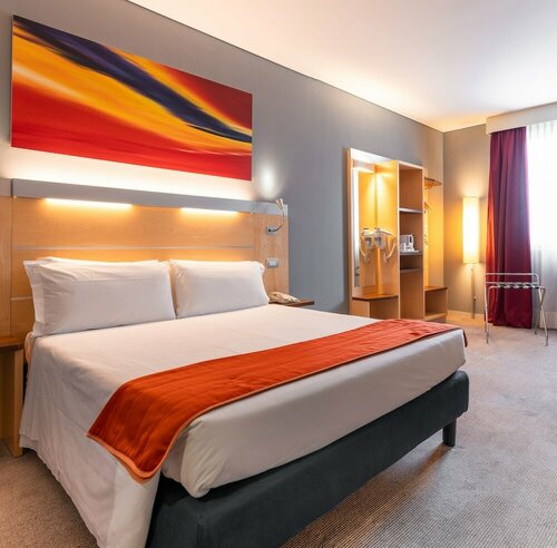 Bes Hotel Bergamo West, Book Hotel Hoteller i Mozzo med parkering, Parkering