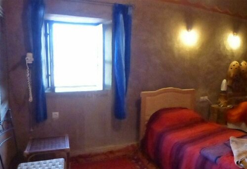 Etoile Des Dunes, Забронировать Отель Отели Adrouine с бассейном, Бассейн