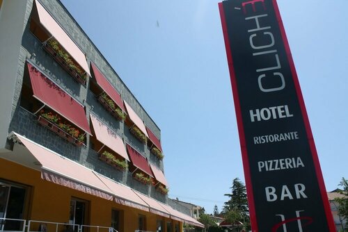 Hotel Cliché, Book Hotel San Lucido Calabrien