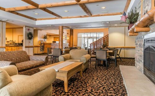 Rodeway Inn & Suites Tomahawk, Rezervați Hotel Tomahawk Wisconsin