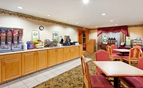 Country Inn & Suites Harrisburg Northeast, Book Hotel Hoteller i Pennsylvania med pool, Swimmingpool
