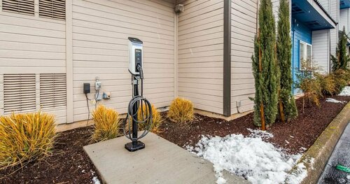 Best Western McMinnville Inn, Забронировать Отель Мак-Миннвилл Willamette Valley, рядом с Колледж Линфилд