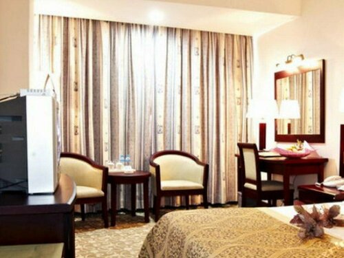 Tourist Hotel, Забронировать Отель Чжухай Гуандун, рядом с Shijingshan Park