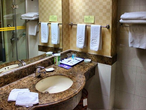 Qinhuangdao Great Wall Hotel, Book Hotel 4-stjernede hoteller i Hebei, 4*