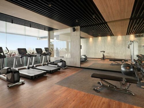 Movenpick Surabaya City, Prenota Hotel Hotel 4 stelle a Wonocolo, 4*