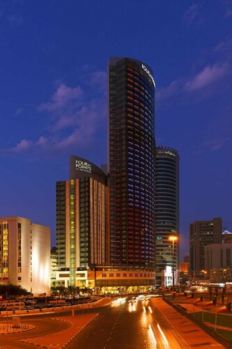 Four Points By Sheraton Kuwait, Prenota Hotel Hotel 4 stelle a Al-Kuwait, vicino a Souq Al Kuwait, 4*
