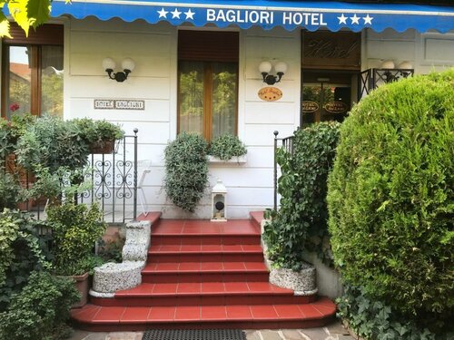 Hotel Bagliori, Забронировать Отель Центральный вокзал Милан, рядом с Порта Венеция