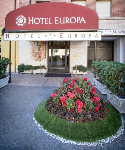 Hotel Europa, Забронировать Отель Отели Модены с завтраком, рядом с Герцогский дворец, Завтраки