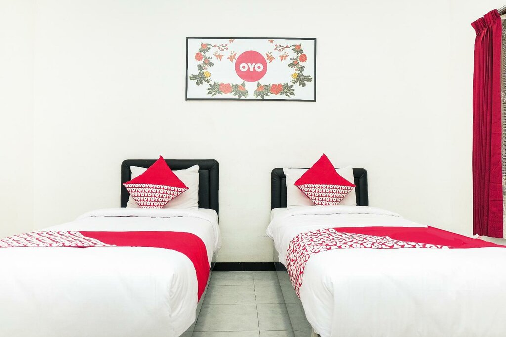 OYO 353 Loesje Guest House Syariah