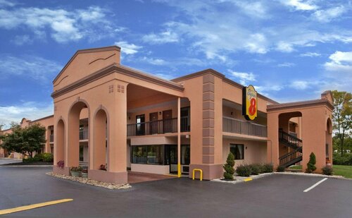 Super 8 by Wyndham Knoxville West/Farragut, Reserva ahora Posada u hostería Farragut Tennessee