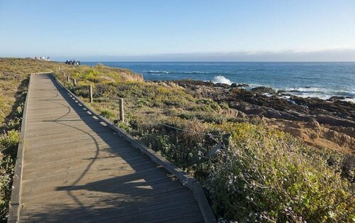 Pelican Inn & Suites, Забронировать Отель Камбрия San Luis Obispo County, рядом с Moonstone Beach