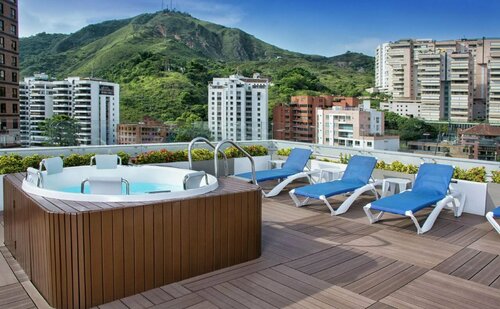 Hampton by Hilton Cali, Book Hotel Hotels in Cauca with Parking, Parking