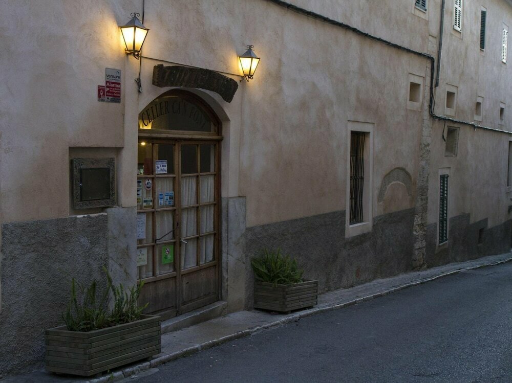 Hotel i Celler Can Font - Restaurante y hotel EN Sineu - Mallorca
