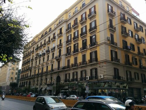 Be Italian Room Bovio 23, Забронировать Отель Отели Неаполя 3 звезды, рядом с Капелла Св. Северо, 3*