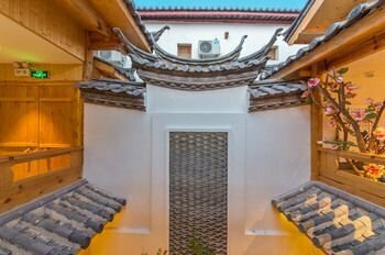 Lijiang Flavor Holiday Courtyard