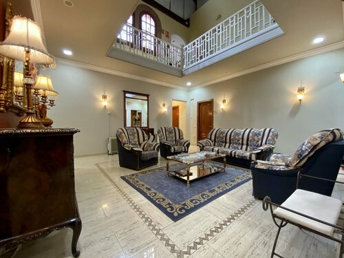 Hostal Bonavista, Забронировать Хостел Сервера Лерида