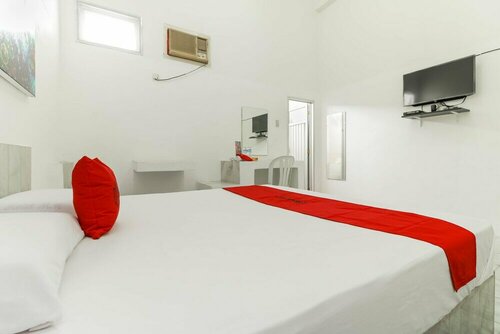 RedDoorz @ Rambang, Book Hotel Hoteller i Palembang med parkering, Parkering