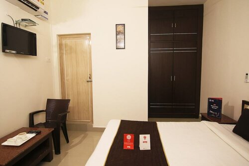 OYO 10043 SRK Guesthouse, Boek Hotel Visakhapatnam Andhra Pradesh