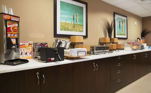 Microtel Inn & Suites by Wyndham Blackfalds Red Deer North, Rezervați Hotel  