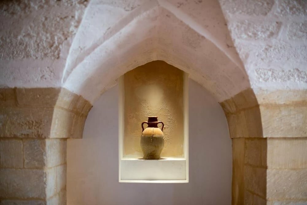 Dimora Del Vescovo Art Boutique Hotel
