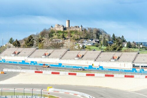Dorint Am Nürburgring Hocheifel, Забронировать Отель Отели Vulkan Eifel 4 звезды, 4*