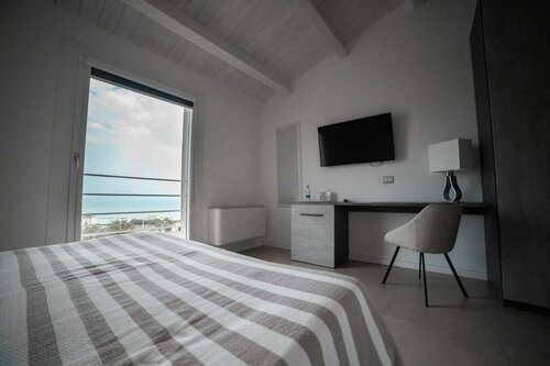Agriturismo Il Colle Dei Lecci, Varaa Hotelli Ancona 