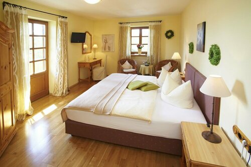 Hotel Gasthof Oberwirt, Varaa Hotelli Chiemgau hotellit, joissa on aamiainen, Aamiainen