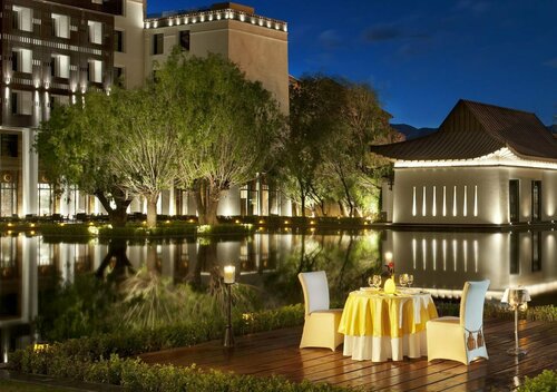 The St. Regis Lhasa Resort, Buchen Sie Resort SPA-Hotels in Lhasa, SPA