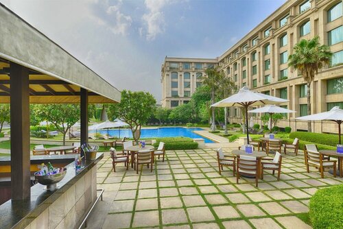 The Grand New Delhi, Забронировать Отель Отели Нью-Дели с парковкой, Парковка