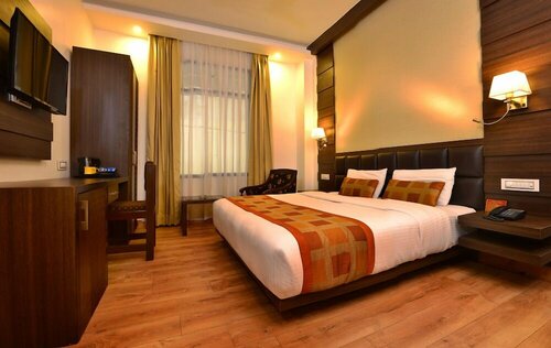 Hotel Metro Heights, Забронировать Отель Отели Нью-Дели с парковкой, Парковка
