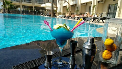 Neopol Hotel Deluxe, Забронировать Отель Кушадасы Эгейский регион Турции, рядом с Kusadasi Grand Bazaar