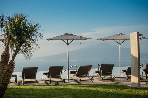 Grand Hotel Due Golfi, Забронировать Отель Отели Сант-Агата-суи-Дуэ-Гольфи с питанием, Пансион